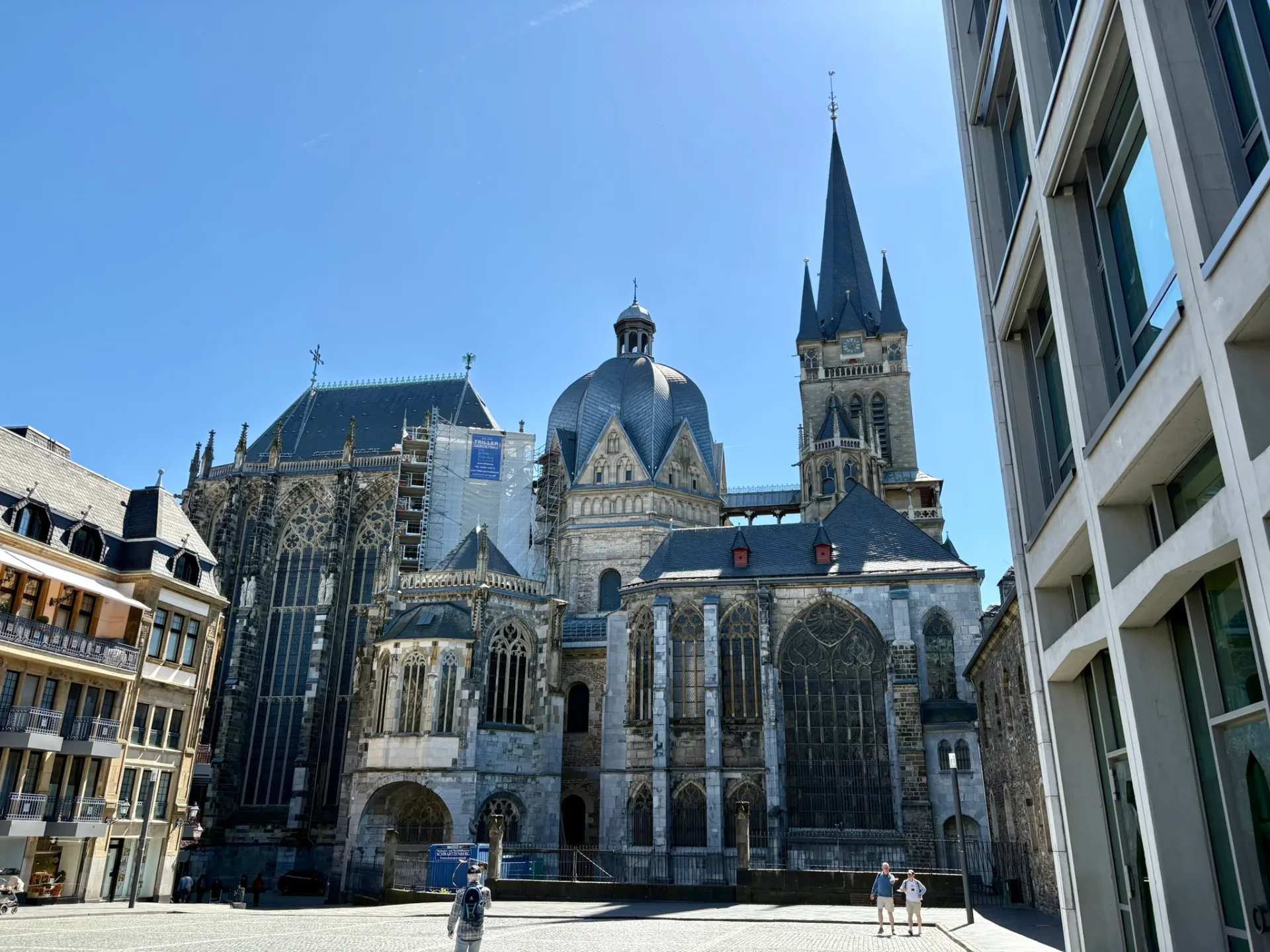 Façade de la cathédrale d'Aix-la-Chapelle