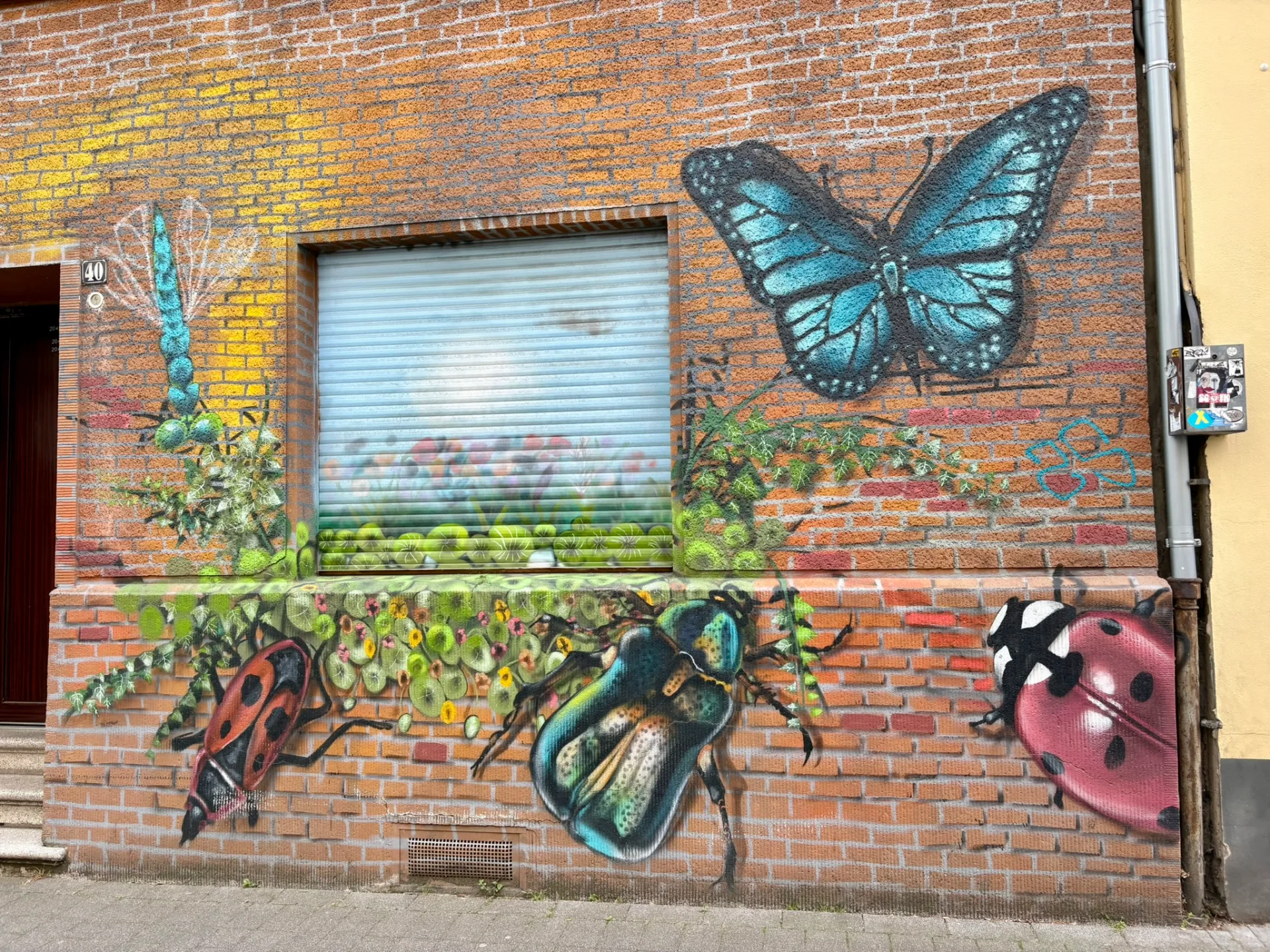 Mur peint dans le quartier d'EHrendfeld à Cologne