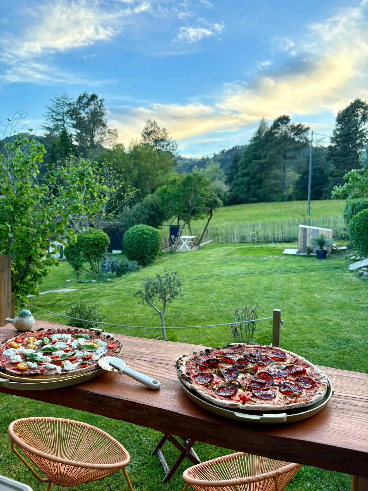 Pizza maison des Lodges de Praly en Ardèche