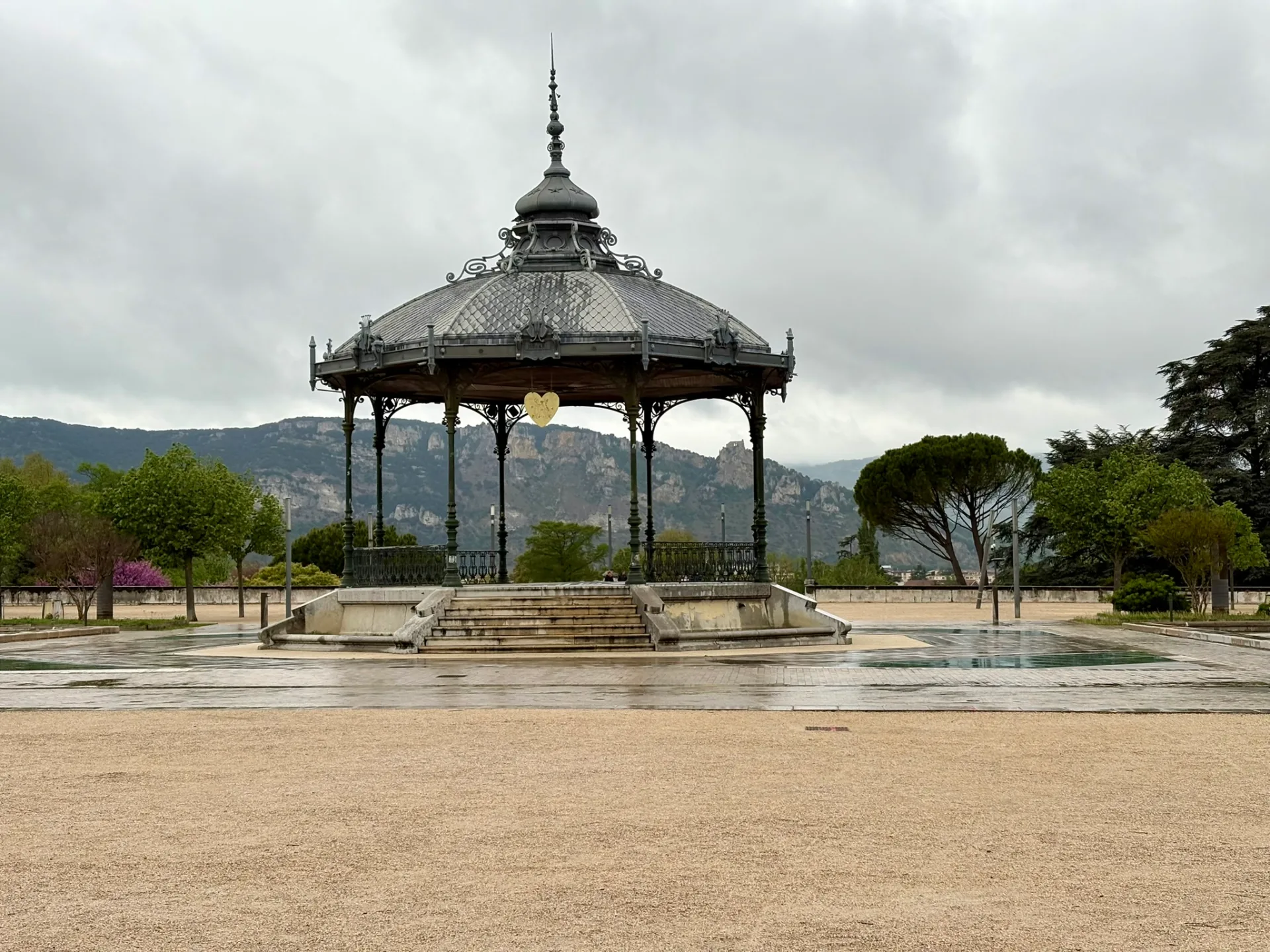 Le kiosque Peynet à Valence