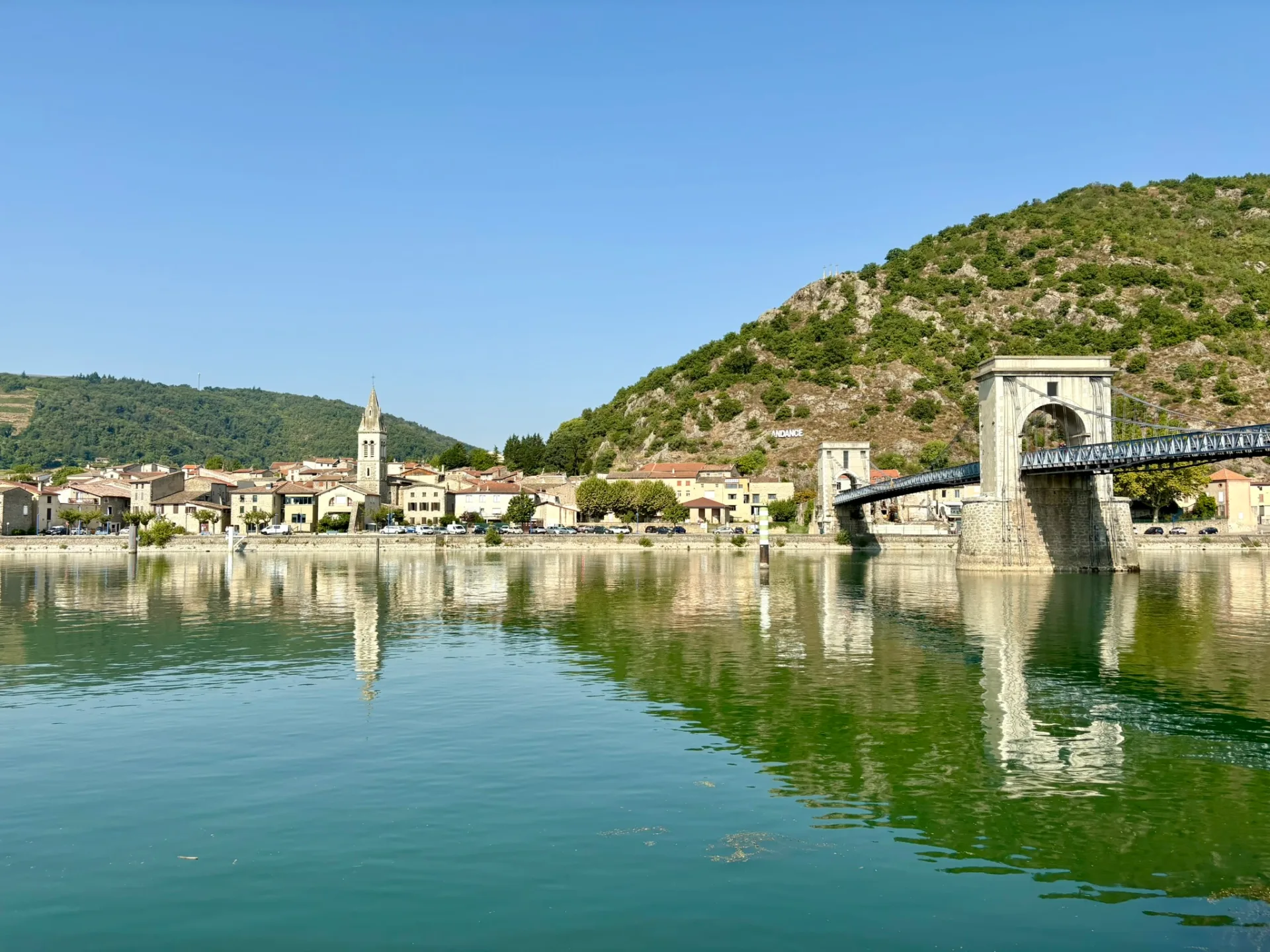 Vue de la piste cyclable de la Via Rhôna